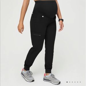 Figs Zamora jogger scrub pants s brand new black maternity